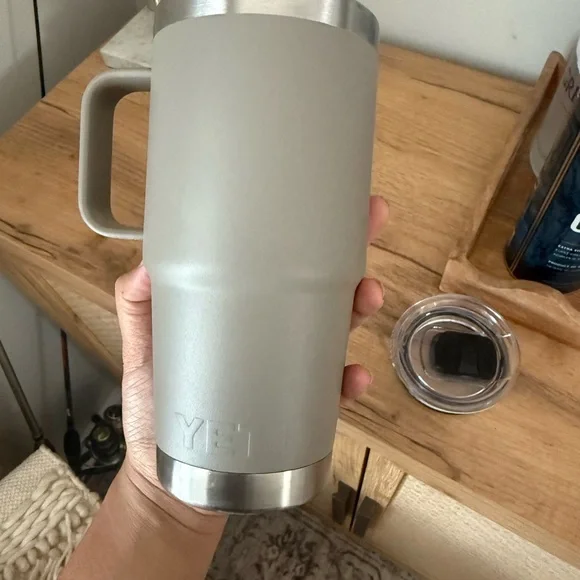 YETI Stainless Steel Gray Mug - Picture 5 of 5